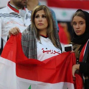 عکس | پیمان یوسفی:چرا زنان سوری در ورزشگاه هستند اما زنان ایرانی نه؟