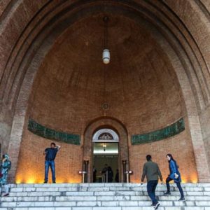 خروج اشیاء از موزه ملی ایران چگونه ممکن است؟