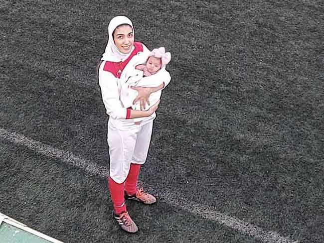 عکس | تصویری متفاوت از فوتبالیست زن ایرانی