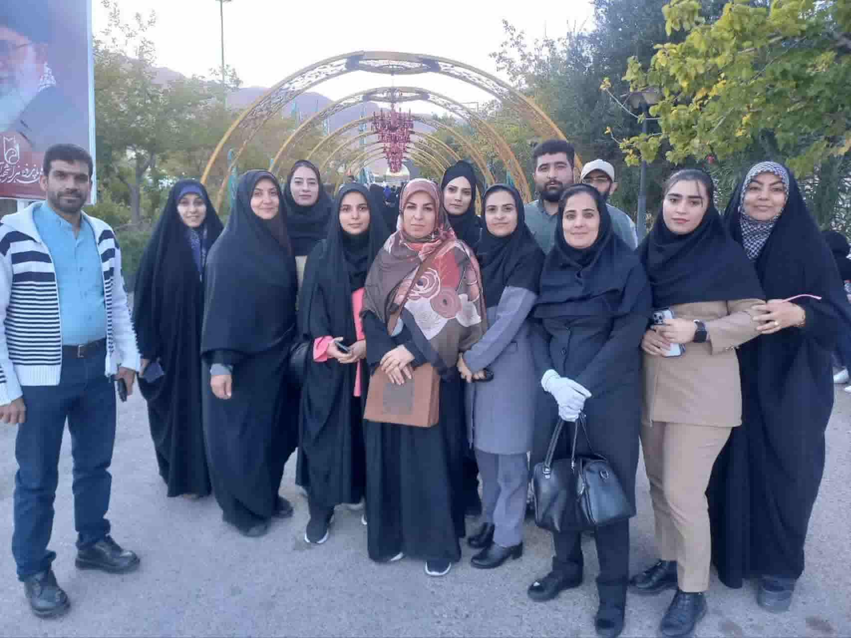 یادمان شهدا؛ سفری به قلب ایثار/گزارش دیدار دانشجویان دانشگاه غدیر از کنگره شهدا